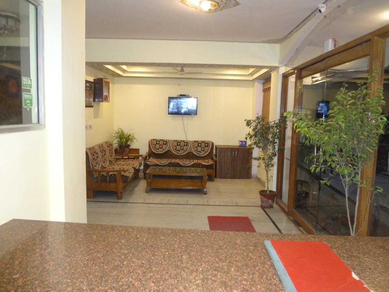 Hotel Jaipur Achrol Buitenkant foto