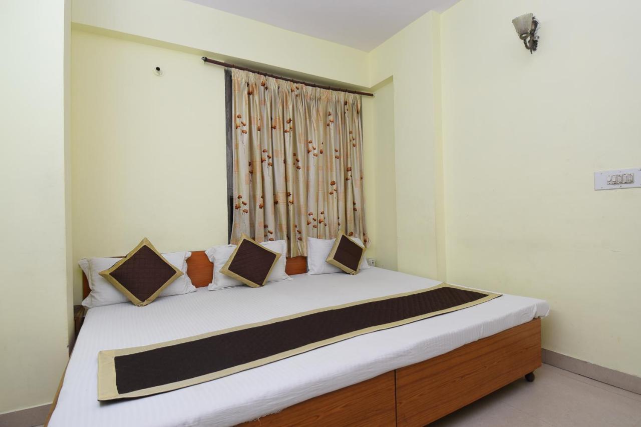 Hotel Jaipur Achrol Buitenkant foto