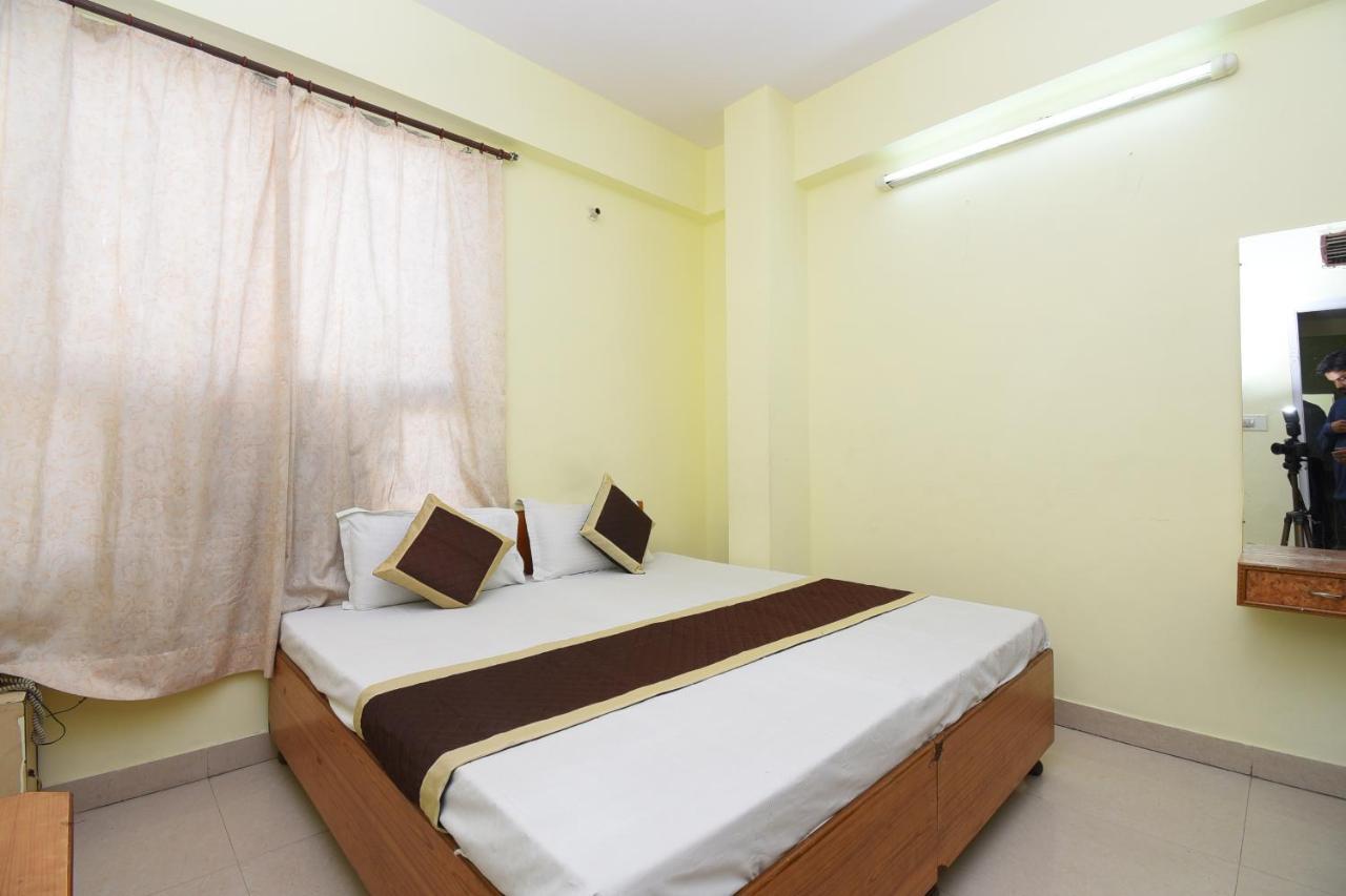 Hotel Jaipur Achrol Buitenkant foto