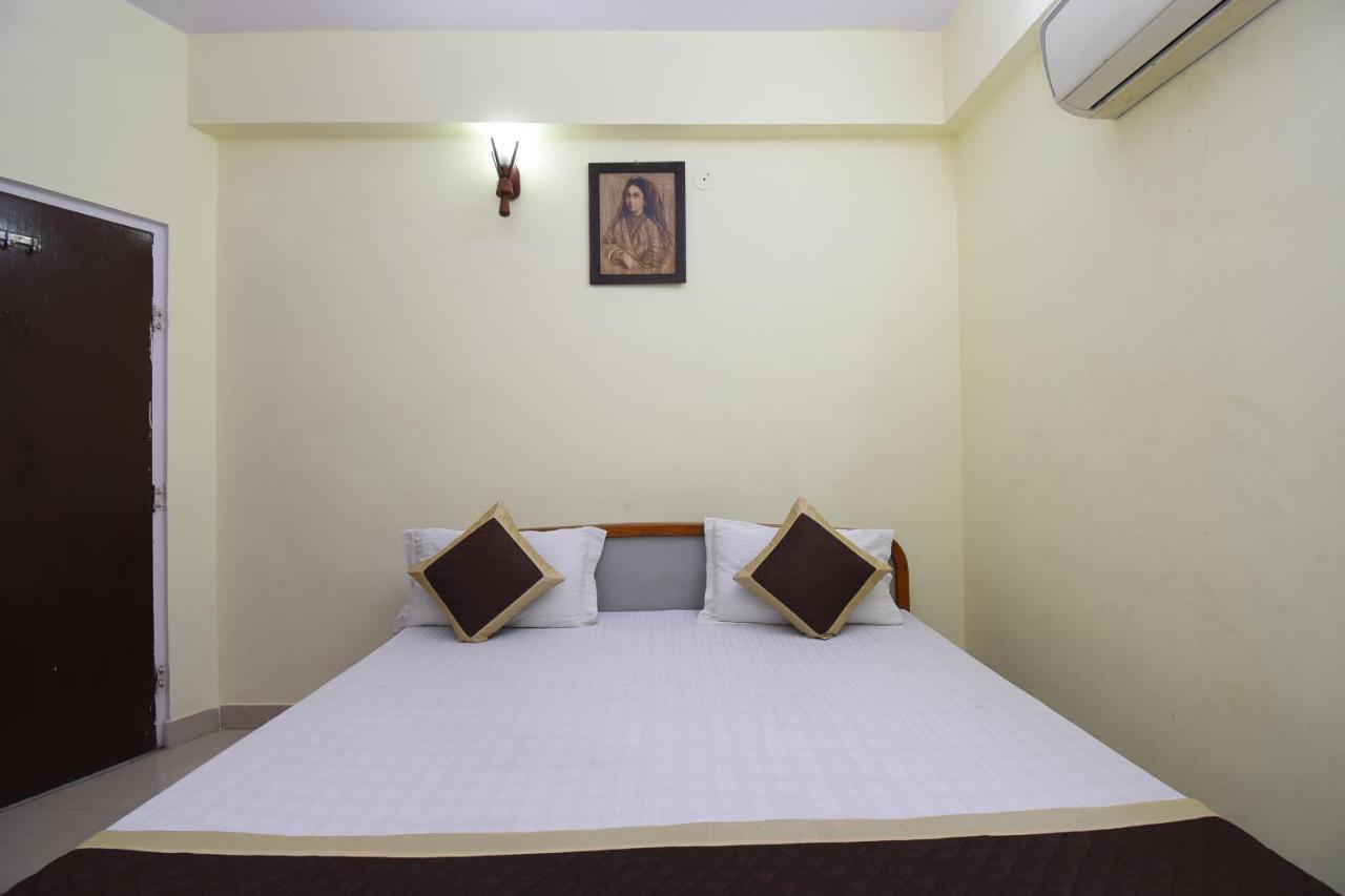 Hotel Jaipur Achrol Buitenkant foto
