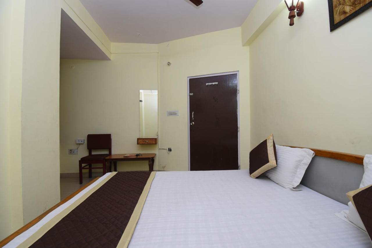 Hotel Jaipur Achrol Buitenkant foto