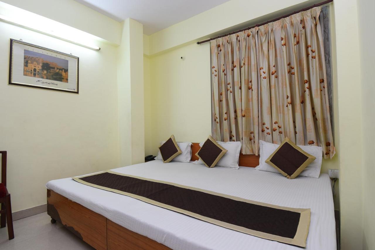 Hotel Jaipur Achrol Buitenkant foto